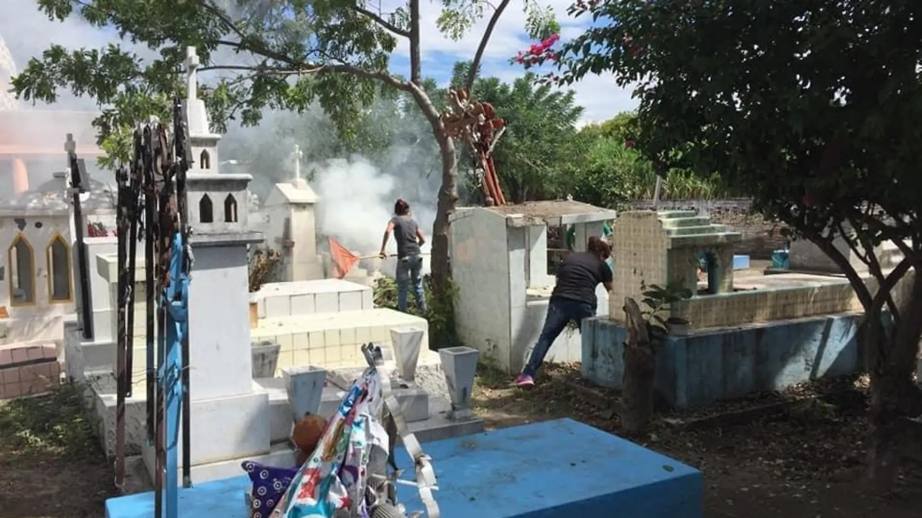 CEMENTERIO IZUCAR